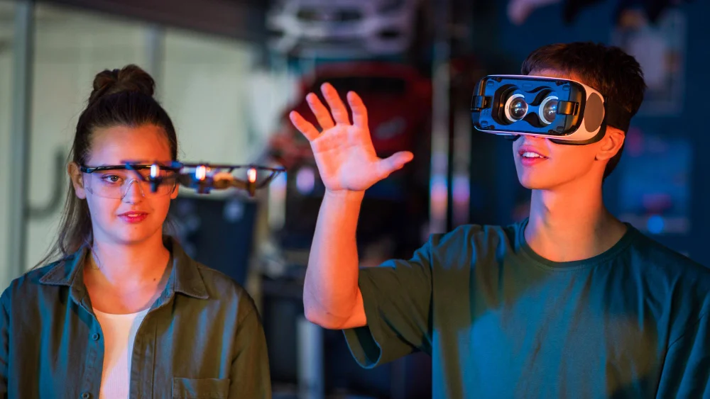 Meta: Building the Metaverse